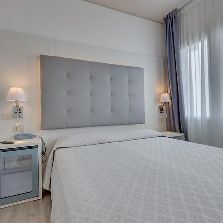 Hotel Austria Caorle Esterno foto