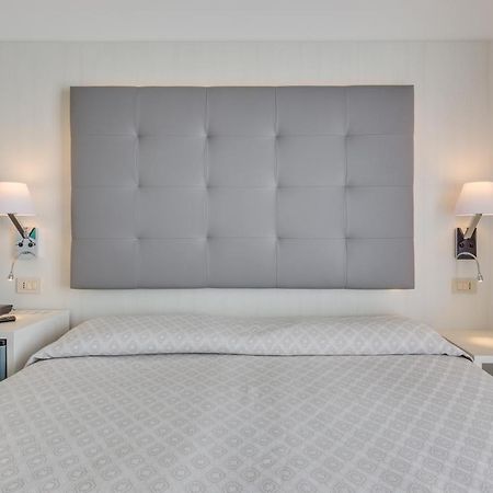 Hotel Austria Caorle Esterno foto