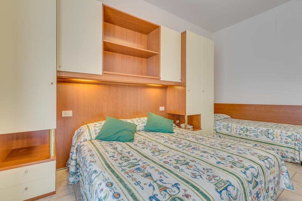 Hotel Austria Caorle Esterno foto