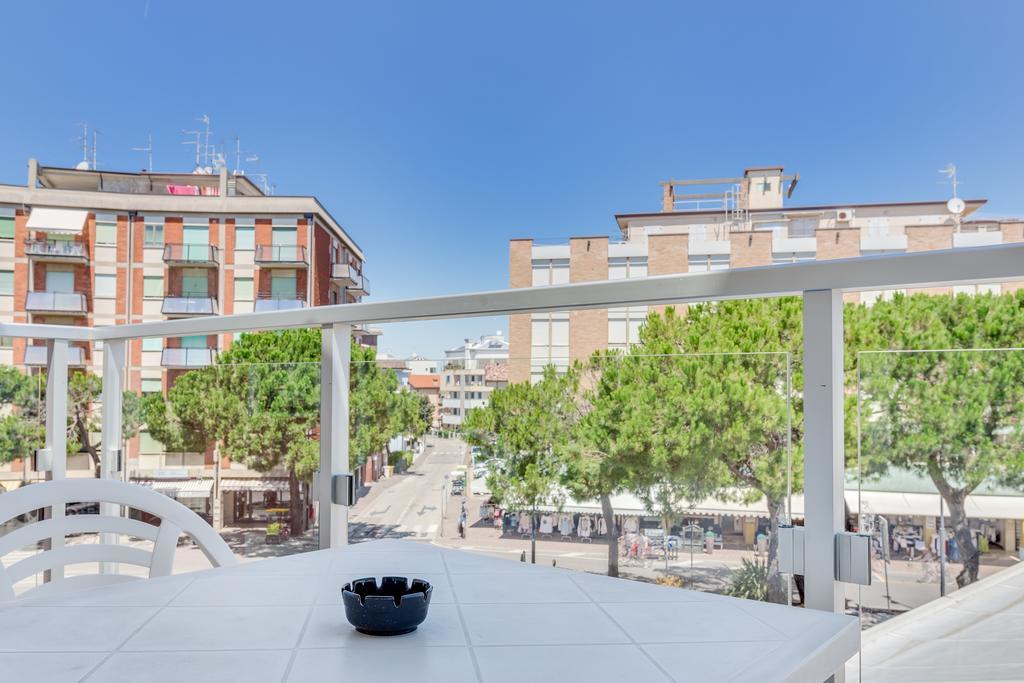 Hotel Austria Caorle Esterno foto