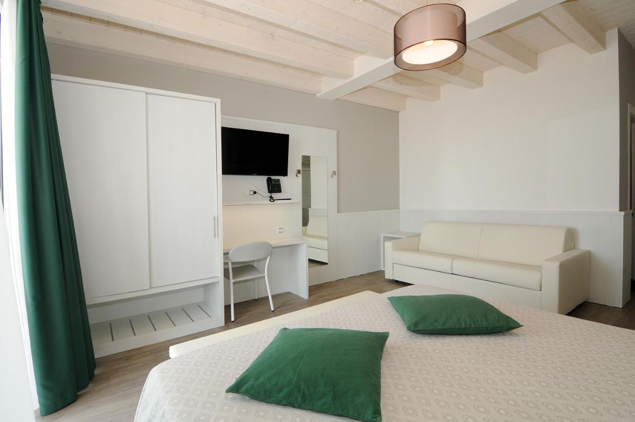 Hotel Austria Caorle Esterno foto