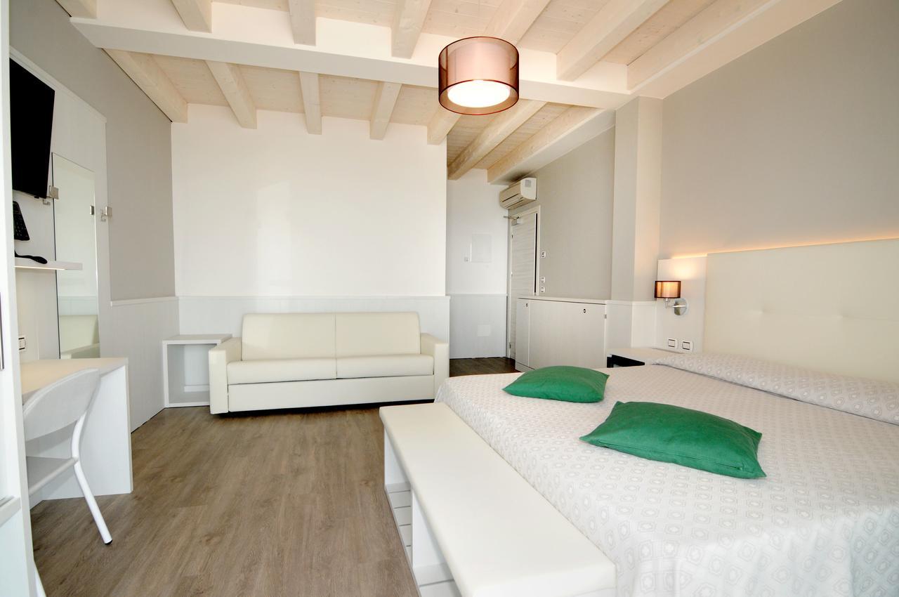 Hotel Austria Caorle Esterno foto