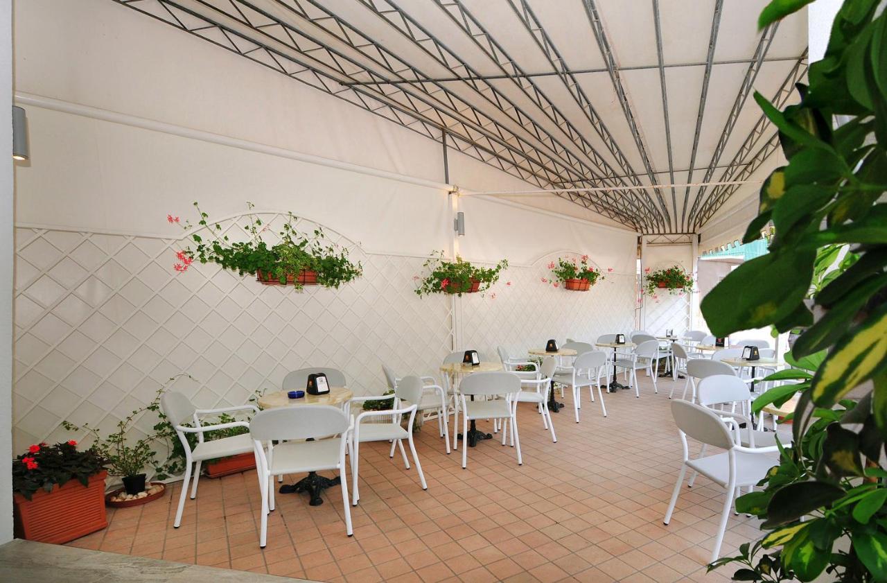 Hotel Austria Caorle Esterno foto