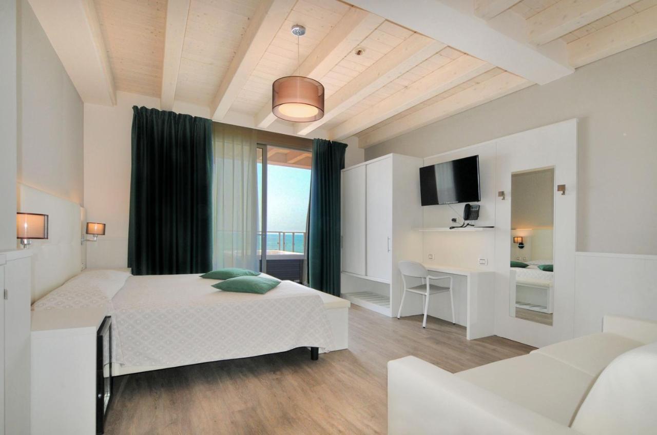 Hotel Austria Caorle Esterno foto