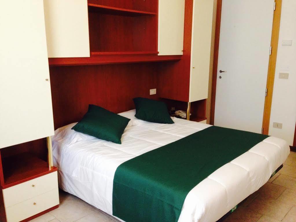 Hotel Austria Caorle Esterno foto