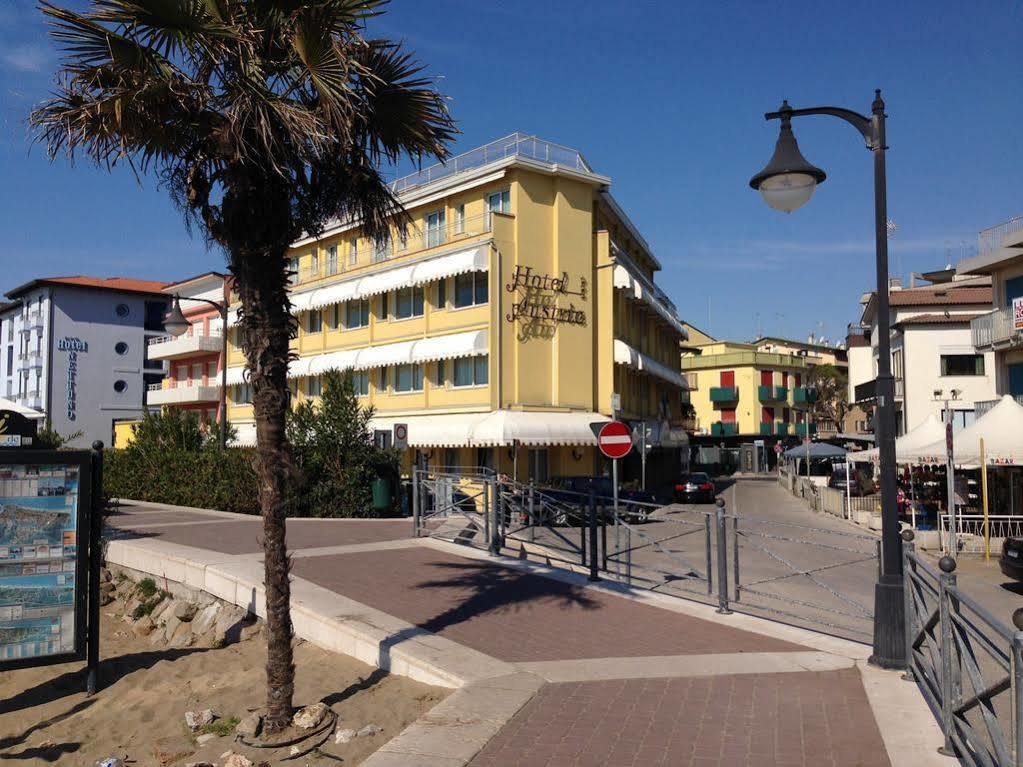 Hotel Austria Caorle Esterno foto
