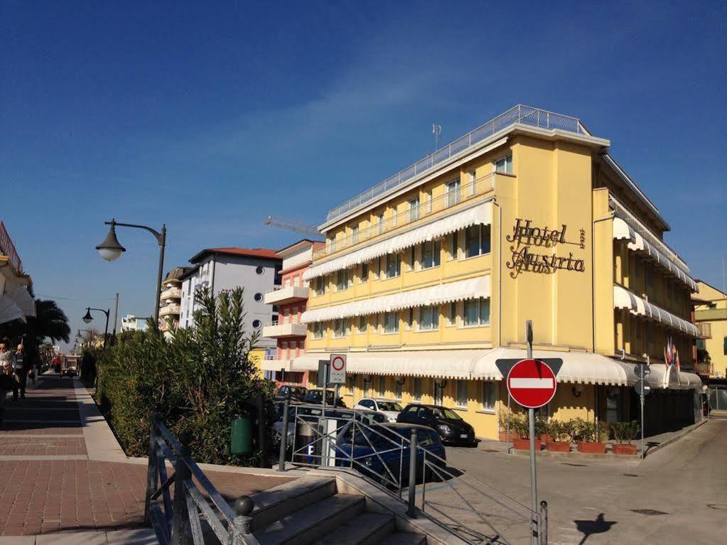 Hotel Austria Caorle Esterno foto