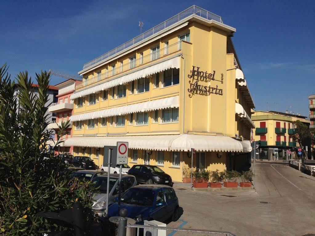 Hotel Austria Caorle Esterno foto