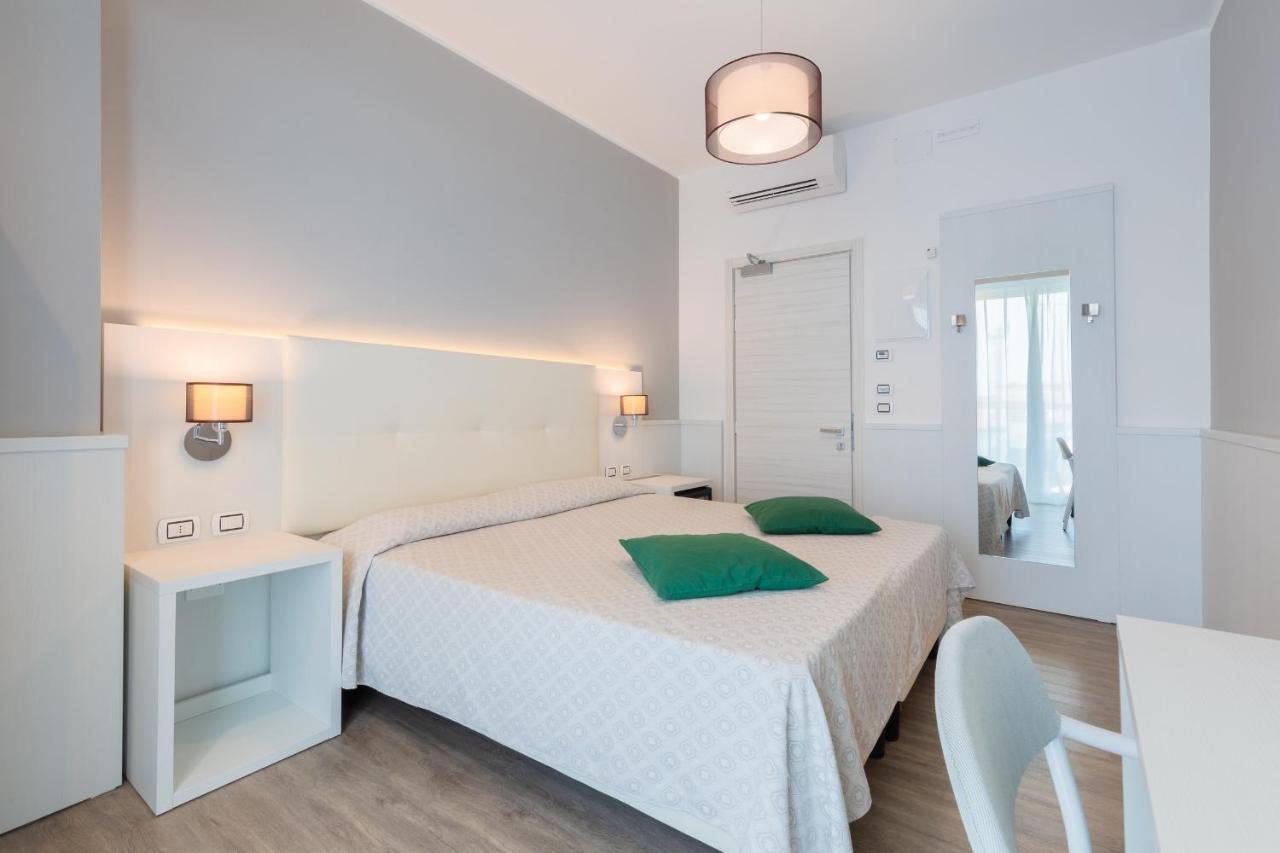Hotel Austria Caorle Esterno foto