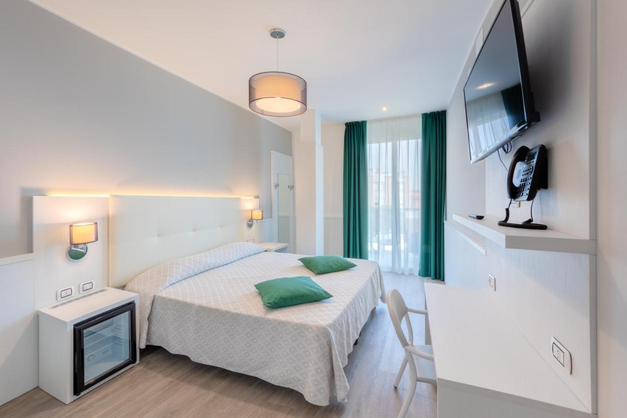 Hotel Austria Caorle Esterno foto