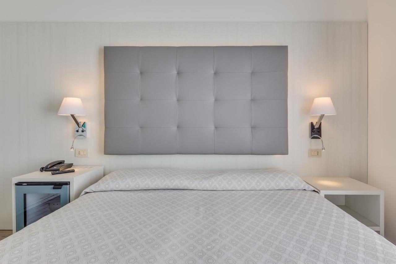 Hotel Austria Caorle Esterno foto